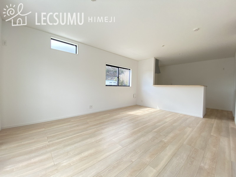 姫路市飾磨区妻鹿第1/新築戸建の居間・リビング|同社施工例