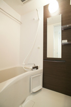 ゆったり過ごせるお風呂です