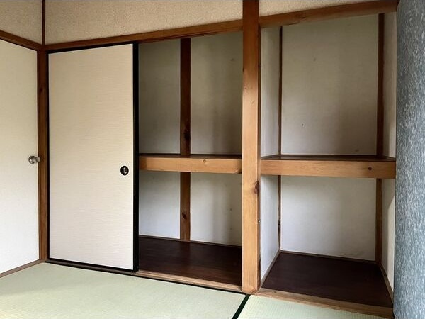 コーポ野村　　刈谷市近郊の賃貸はクラスホーム刈谷店の収納