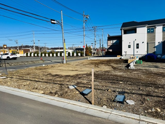 八王子市　大楽寺町　新築一戸建て　１期の駐車場|～並列3台駐車可能カースペース～