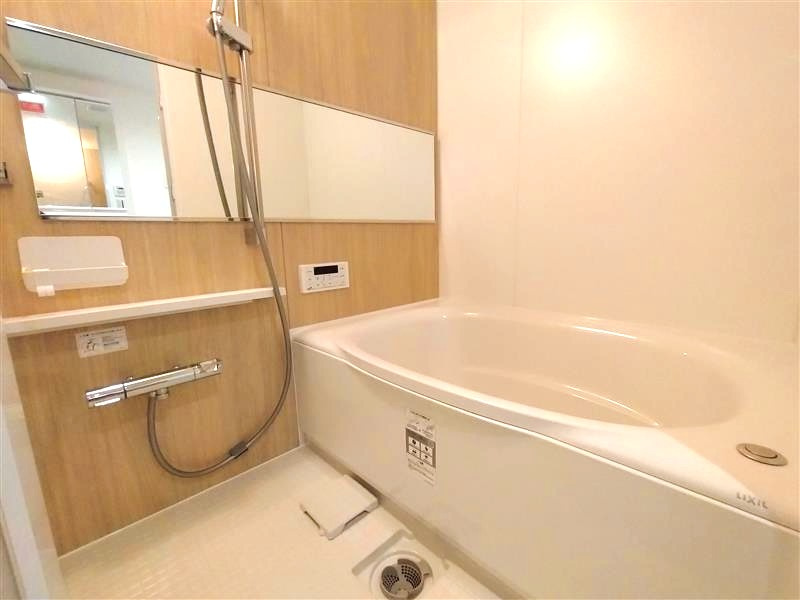 サンヴィラ野並B棟の浴室