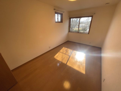 【洋室】 | 桜川市下泉6LDK+3S中古住宅