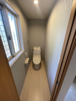 【トイレ】 | 桜川市下泉6LDK+3S中古住宅 | 一階東側トイレ