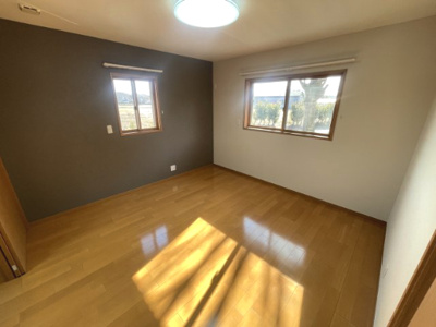 【洋室】 | 桜川市下泉6LDK+3S中古住宅