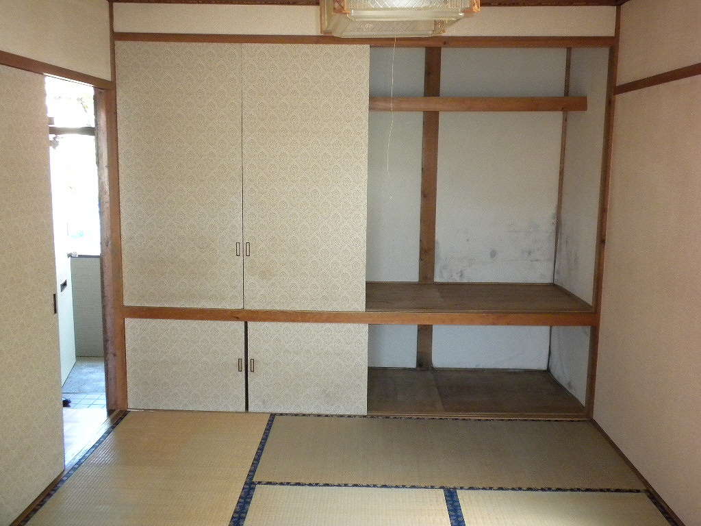ハイツみたけの和室