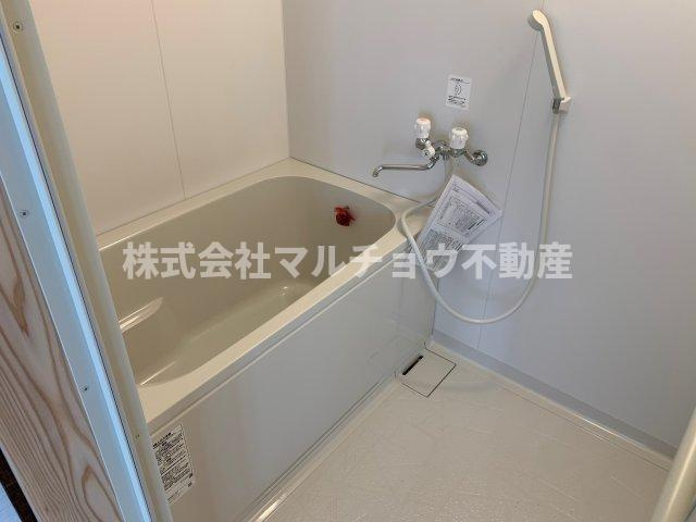 野久保アパート中万呂の浴室|きれいなお風呂です