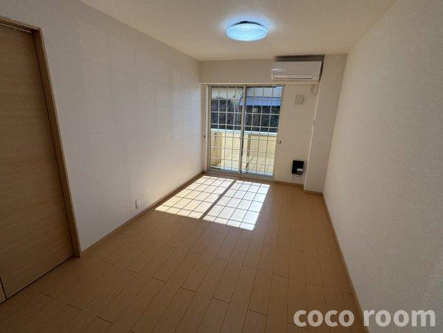 ヌーベルメゾンⅠの居間・リビング