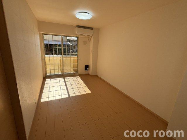 ヌーベルメゾンⅠの居間・リビング