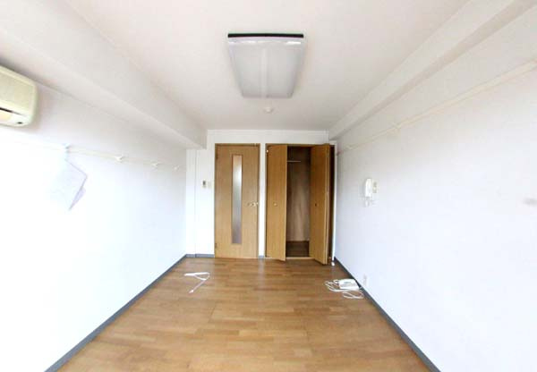 和泉市内田町３丁目の賃貸マンションの居間・リビング|居間です