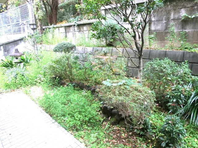 三田グレースの庭