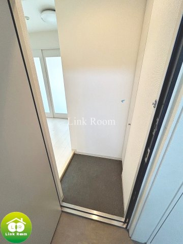 ラヴァンスの玄関