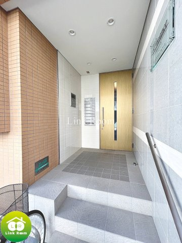 ラヴァンスのエントランス