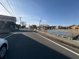【前面道路含む現地写真】 | 川越市上寺山　建築条件なし売地　「西川越駅」徒歩25分　敷地60坪　【山田小学区】