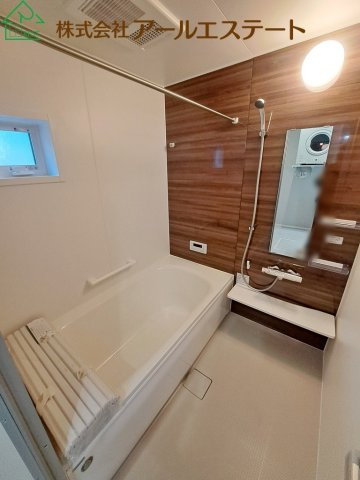 加古川市平岡町二俣 第1　　　JR「東加古川駅」徒歩16分の浴室