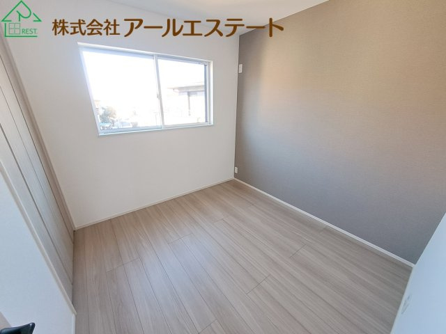 加古川市平岡町二俣 第1　　　JR「東加古川駅」徒歩16分の洋室
