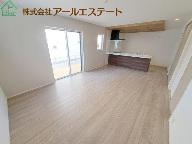 加古川市平岡町二俣 第1　　　JR「東加古川駅」徒歩16分の居間・リビング