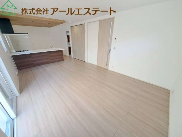 加古川市平岡町二俣 第1　　　JR「東加古川駅」徒歩16分の居間・リビング