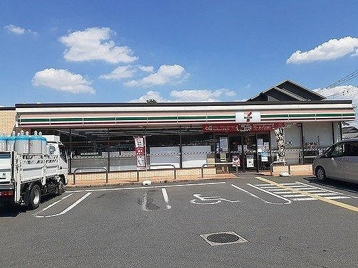 ラピス飯能の周辺|セブン-イレブン 飯能川寺店まで220m