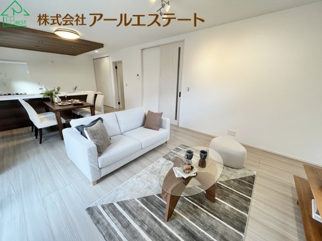 加古川市平岡町二俣 第1　　　JR「東加古川駅」徒歩16分の居間・リビング