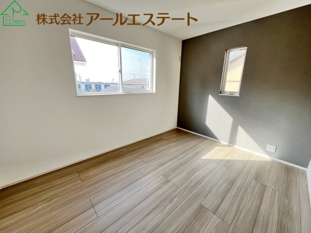 加古川市平岡町二俣 第1　　　JR「東加古川駅」徒歩16分の子供部屋