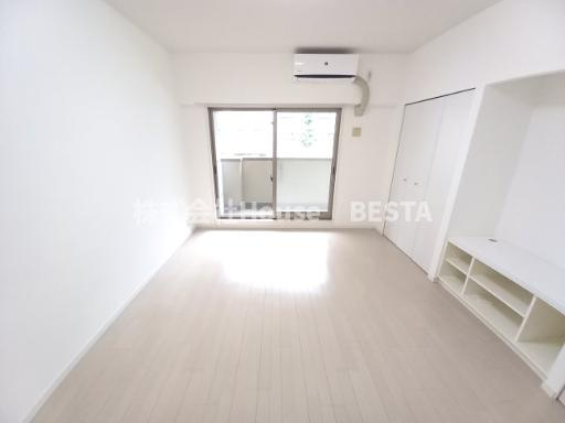 KAISEI新神戸第2WESTの居間・リビング