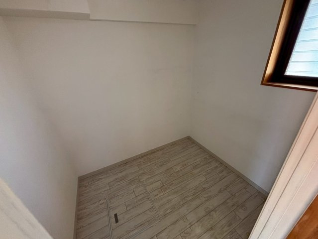 朝日ビルの内装