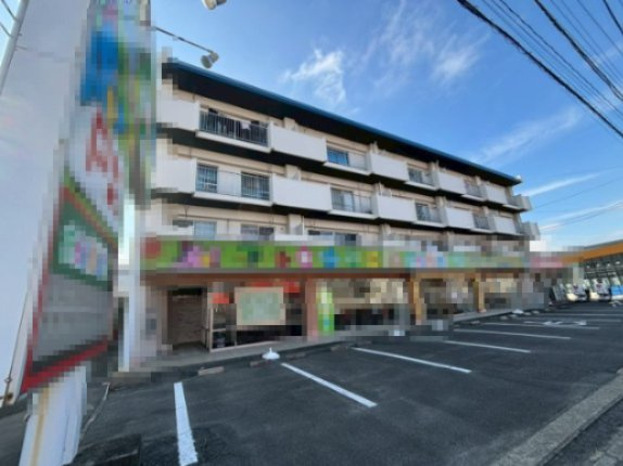 朝日ビルの外観