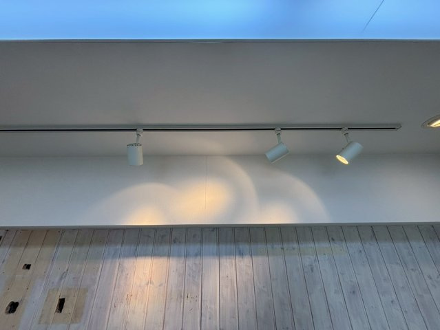 朝日ビルの内装