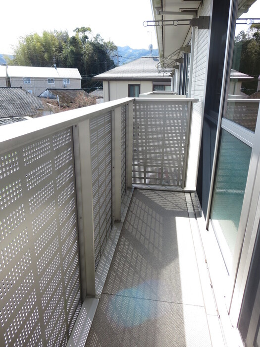 【バルコニー】