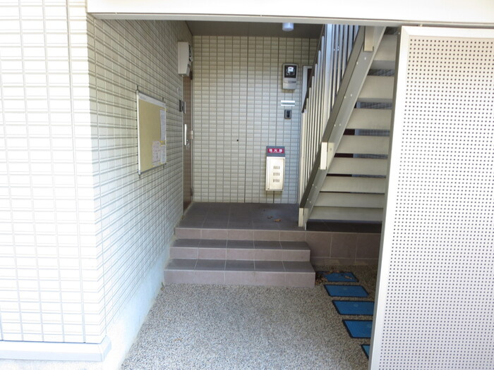 【エントランス】