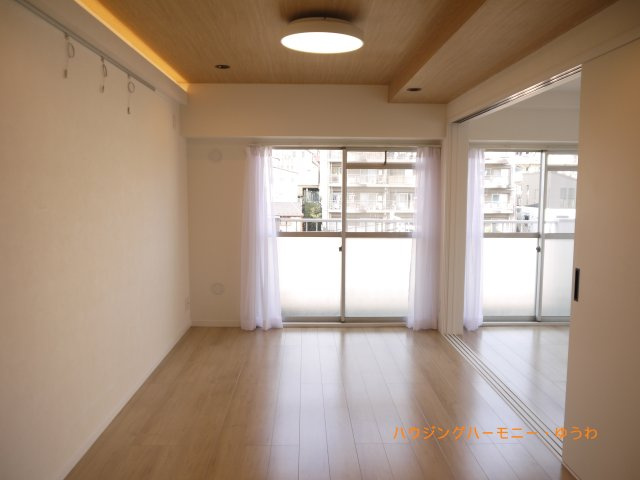 【居間・リビング】 | マンション東武練馬