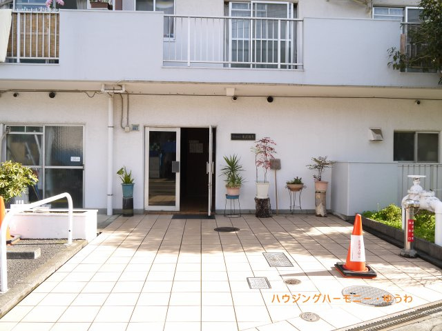 【その他共用部分】 | マンション東武練馬 | タイル張りのバリアフリーが魅力