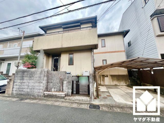 宇治市伊勢田町砂田の玄関