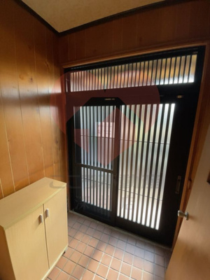 【玄関】 | 岸和田市小松里町貸家