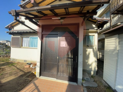  | 岸和田市小松里町貸家