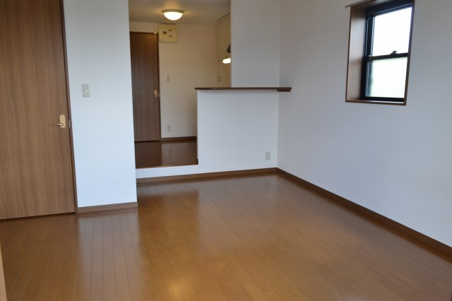 アンプルールフラーリッシュの洋室|11.3帖の洋室