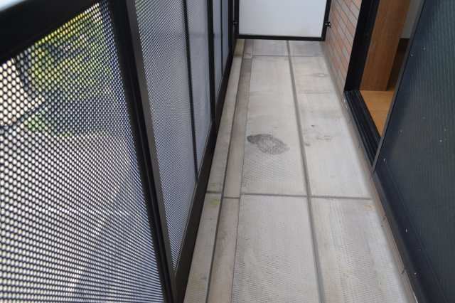 アンプルールフラーリッシュのバルコニー|西向きのバルコニー