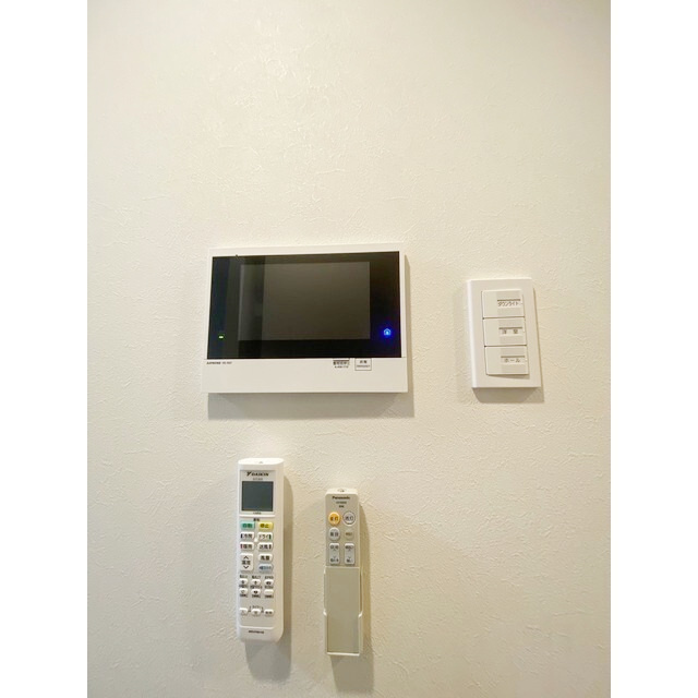 プレール・ドゥーク川口並木の内装|明るい色調の室内です