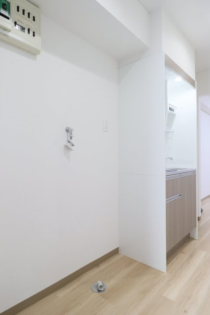 ハイツ若草の設備|室内洗濯機置場