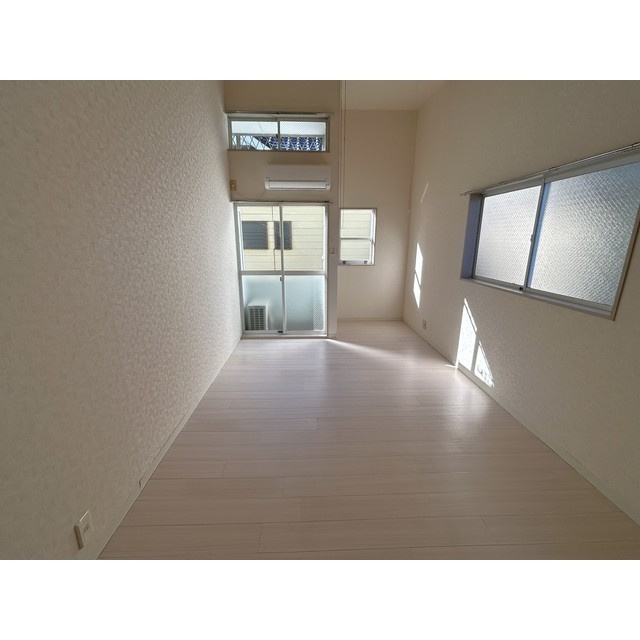 ブルーメヤツカ38の居間・リビング|こちらの居間で趣味の時間をお楽しみください