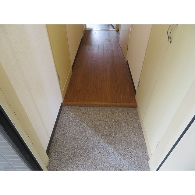 アメニティーハウスの玄関|きれいな玄関です