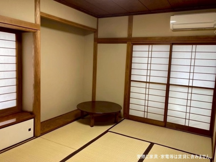 領家戸建の寝室|開放的な寝室です