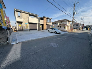 【前面道路含む現地写真】 | 鶴ヶ島市上広谷　新築分譲　東武東上線『鶴ヶ島駅』徒歩5分　【第二小学区】