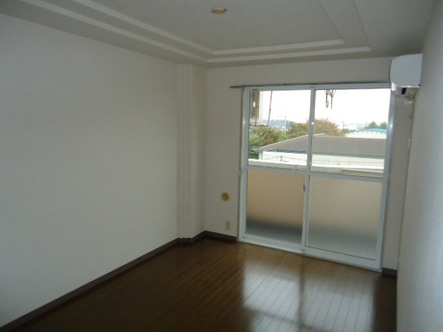 プルミエールの内装|洋室（南側）