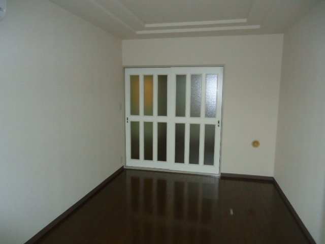 プルミエールの内装|洋室（南側）