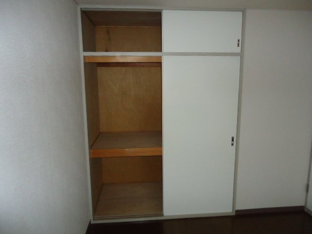 プルミエールの収納|クローゼット