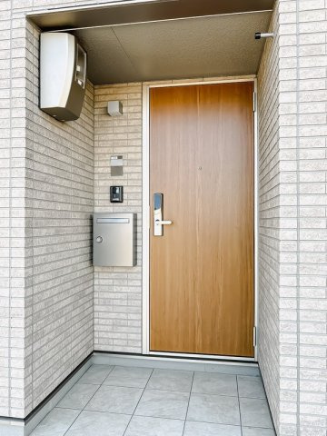 アート　クラーノの玄関|収納もある玄関です