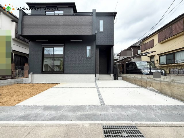 上尾市浅間台4期　新築戸建　グラファーレ01の駐車場