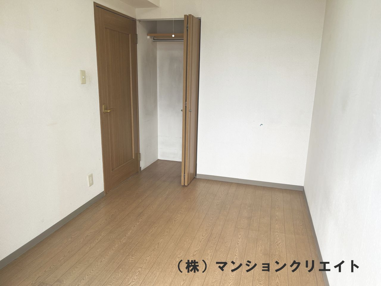 信開ガーデンコート城東の洋室|洋室4.6帖