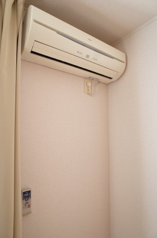 【設備】 | Rogie Hills | もちろんエアコンも完備です。